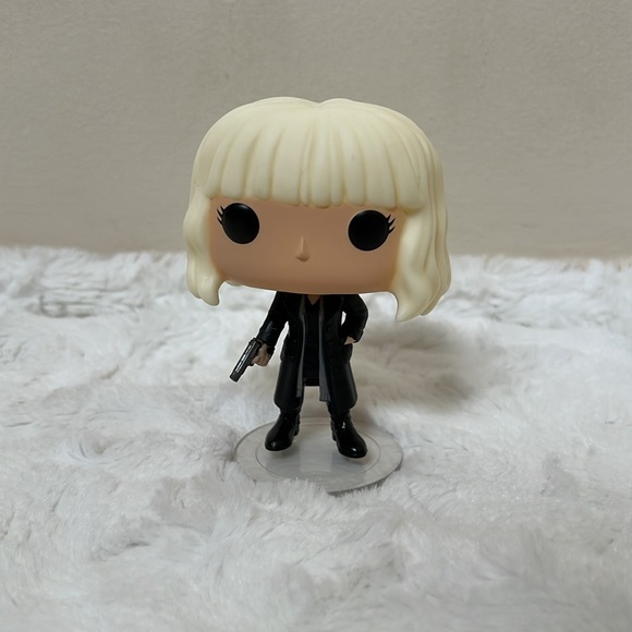 Funko Pop! Movies Atomic Blonde Lorraine #566 - Picture 4 of 5
